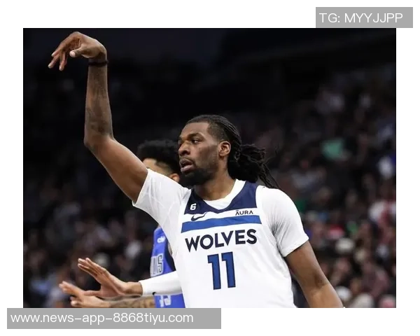 芬奇称赞里德表现出色砍下22分投篮流畅令人印象深刻